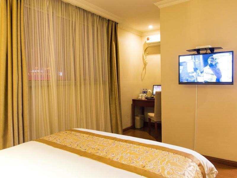Greentree Inn Jiangsu Taizhou Jingjiang Bus Station Express Hotel Exterior photo